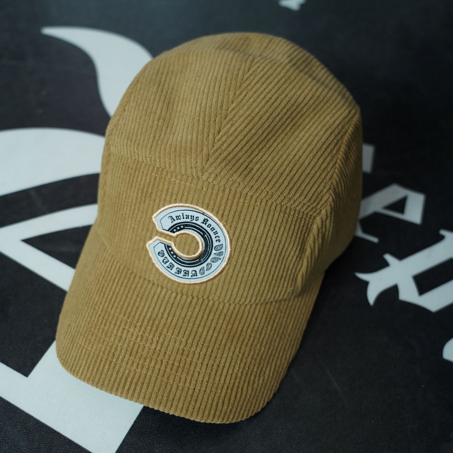 PoppinCxKeeping Crossover Corduroy five-piece hat