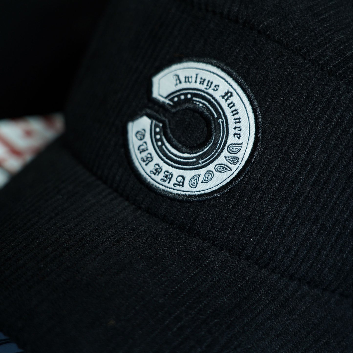 PoppinCxKeeping Crossover Corduroy five-piece hat