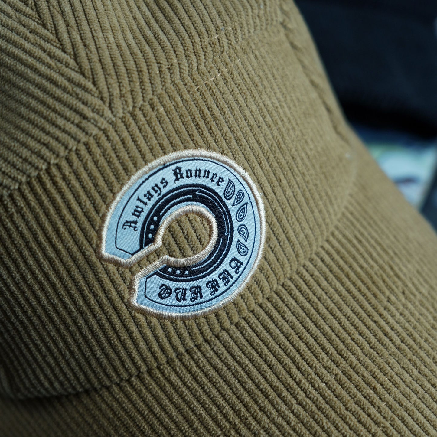 PoppinCxKeeping Crossover Corduroy five-piece hat